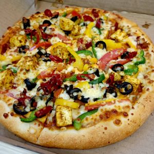 Veg Loaded Pizza (वेज लोडेड पिज्जा)