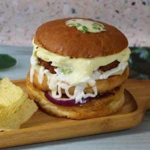 Cheese Burger (चीज़ बर्गर)