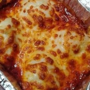 Cheese Paneer Momos (चीज पनीर मोमोज)